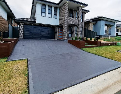 Driveway-in-Emerald-Hills